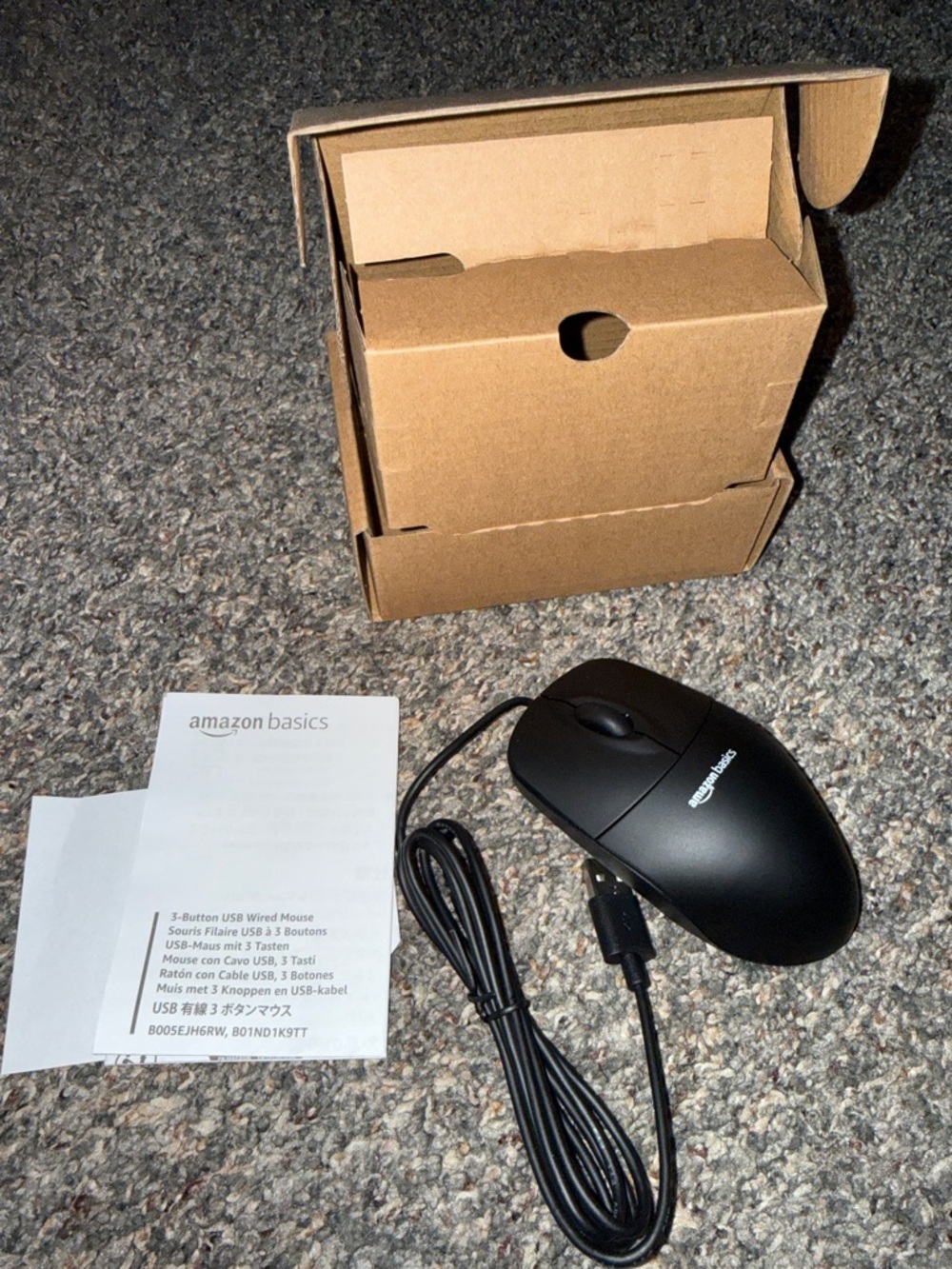 AmazonBasics Black Wired USB Computer Mouse